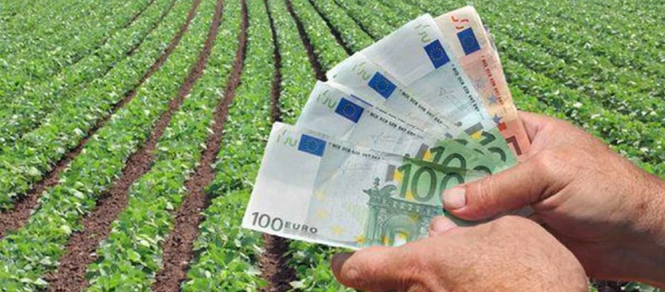 Οι αγρότες που θα κερδίσουν έκπτωση φόρου ως και 2.100 ευρώ - Οι προϋποθέσεις